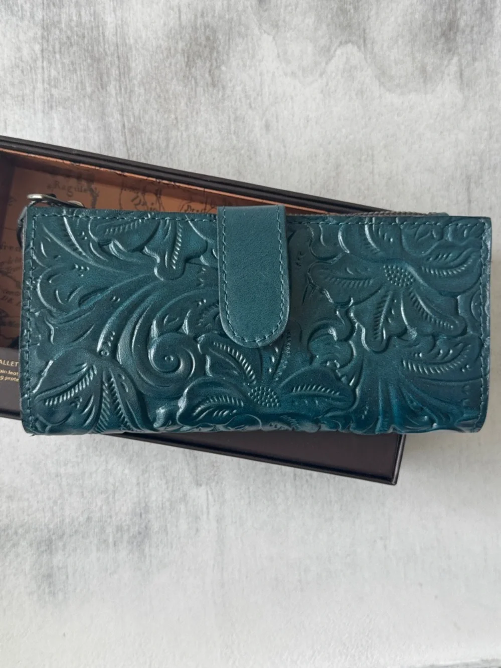 PATRICIA NASH Nazari Blue Coral Tooled Bifold RFID Leather Wallet